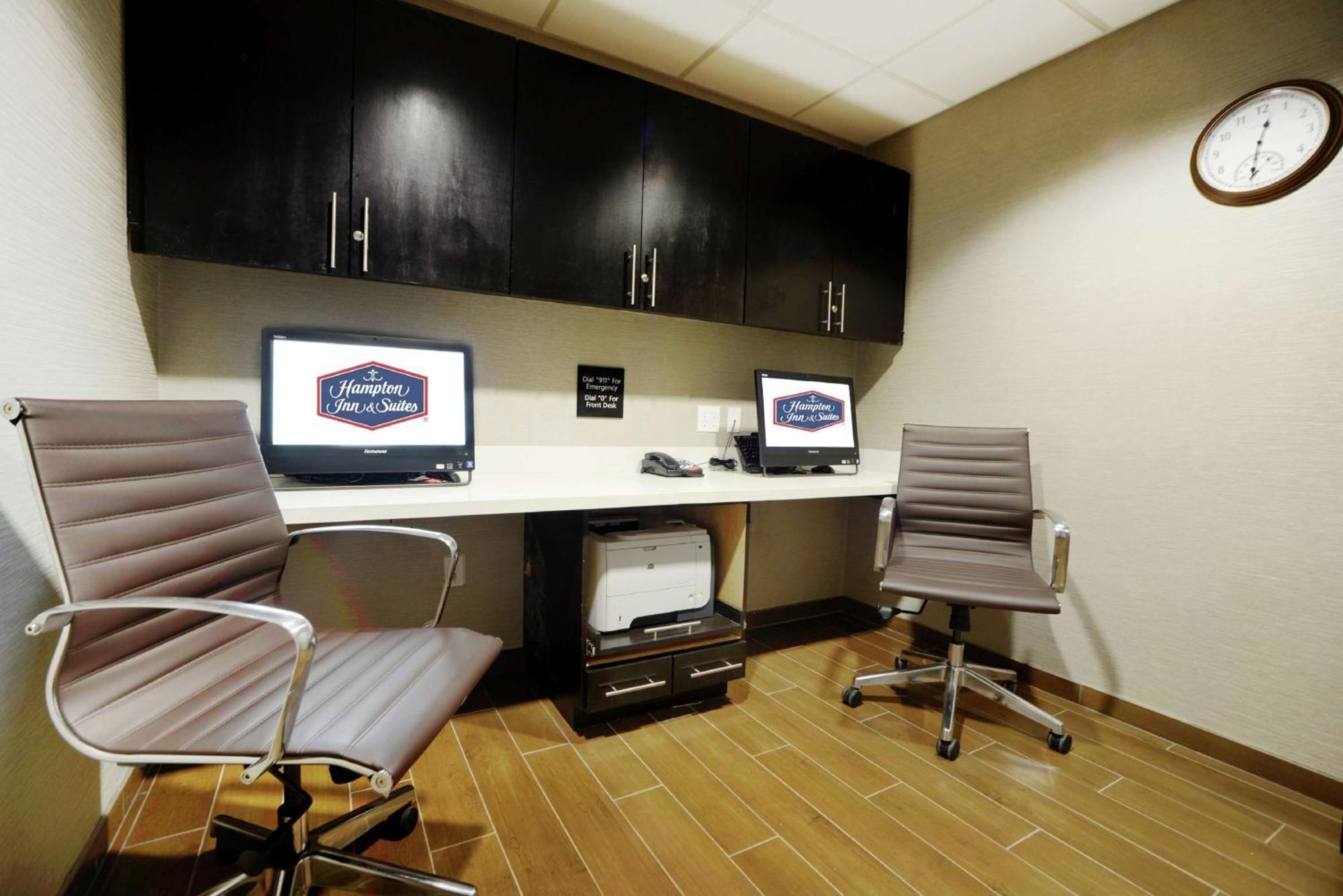Hampton Inn & Suites Ponca City Екстериор снимка