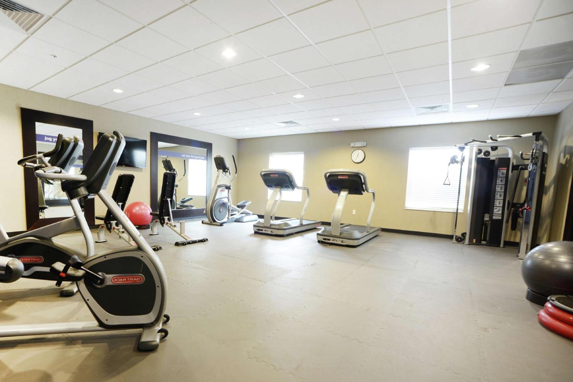 Hampton Inn & Suites Ponca City Екстериор снимка